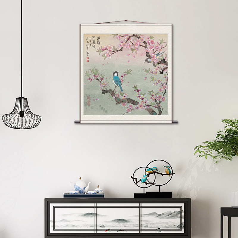 招财桃花小鸟斗方挂画可定制丝绸壁画装饰卷轴装饰玄关壁画名家画
