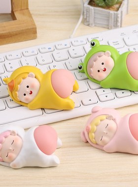 创意卡通可爱解压Q弹屁屁君小灯办公桌面装饰摆件汽车内摆饰新品