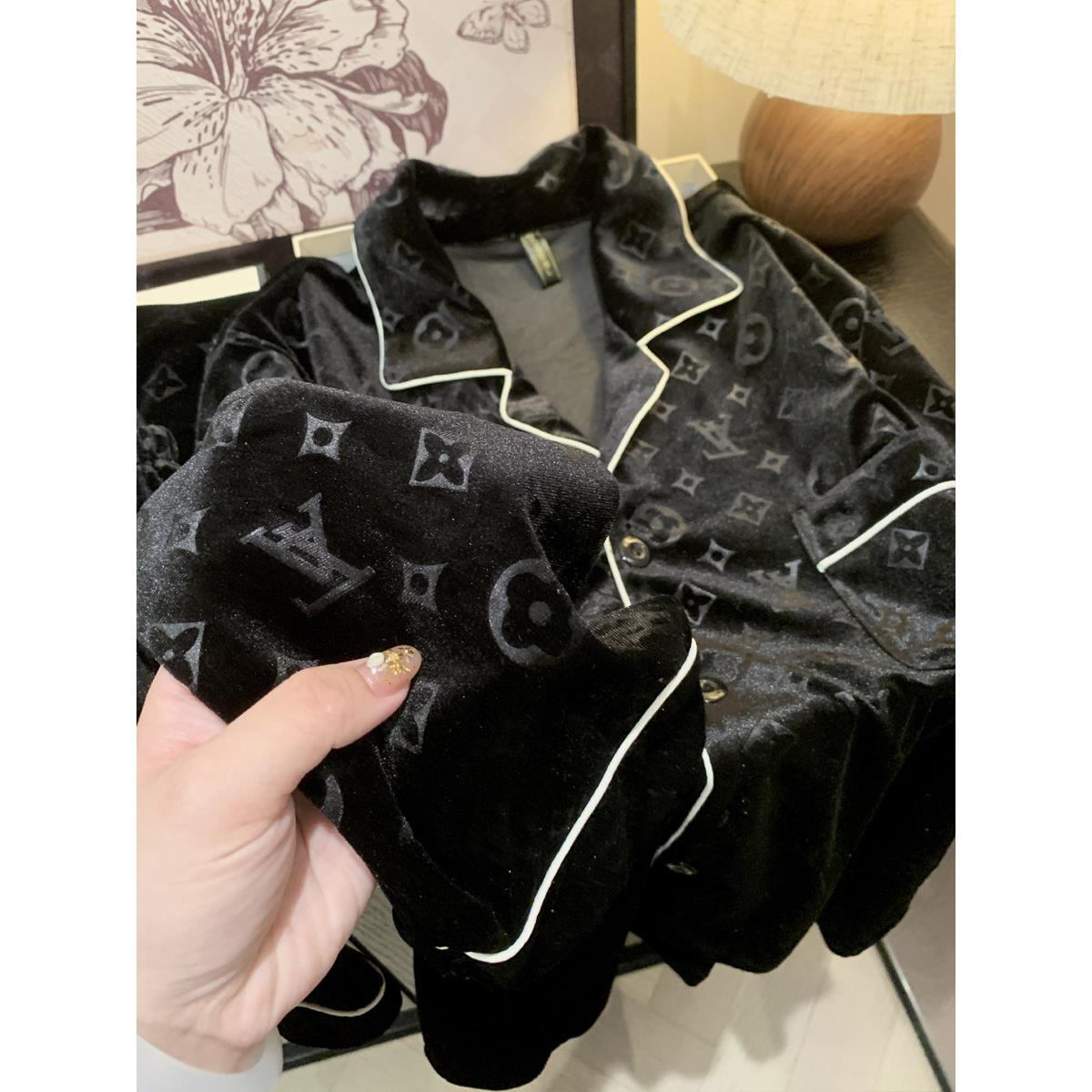 金丝绒情侣睡衣秋冬季珊瑚绒加绒加厚长袖高级感男女士家居服套装