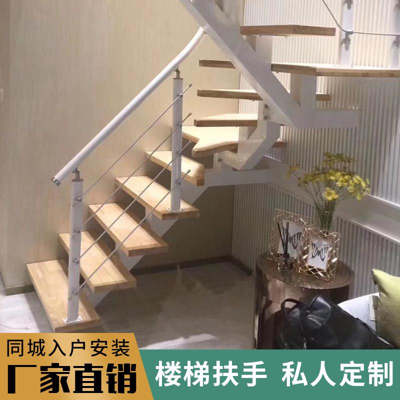 武汉楼梯定制红橡木钢木旋转实木铁艺扶手室外复式玻璃护栏双梁阁