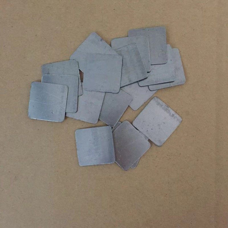 正方形铁片无孔薄款长方形铁垫板夹片薄板无镀锌冲压封口片堵板