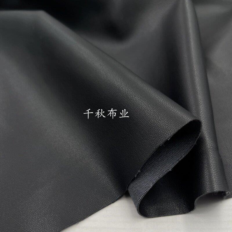 黑色人造皮革仿皮布料PU皮棉底板横弹力面料春秋裙子裤子外套布料