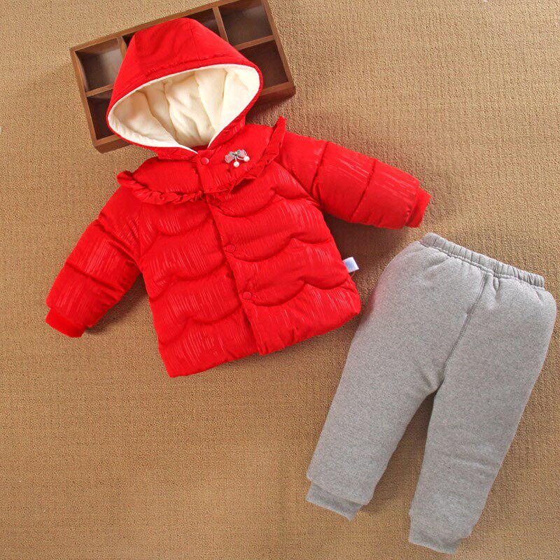 0一1岁半女宝宝秋冬装周童幼婴婴儿衣服外套装加厚棉服袄外出冬季