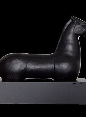 新中式极简复古银黑白雕塑卧马摆件客厅玄关酒店艺术软装饰品大号