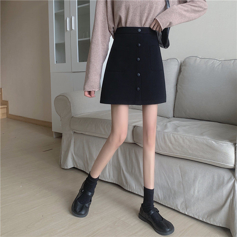 大码西装短裙女胖mm高腰宽松显瘦200斤秋季设计感排扣a字半身裙子