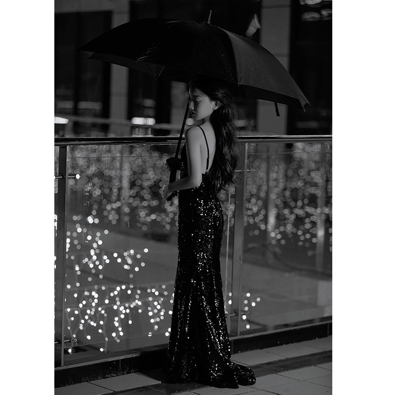 高级感女童晚礼服轻奢小众高端鱼尾裙儿童主持人走秀钢琴演出服秋