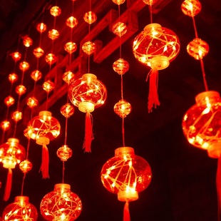 新年装饰红灯笼灯串挂饰家用过年春节布置发光红灯笼阳台户外灯笼