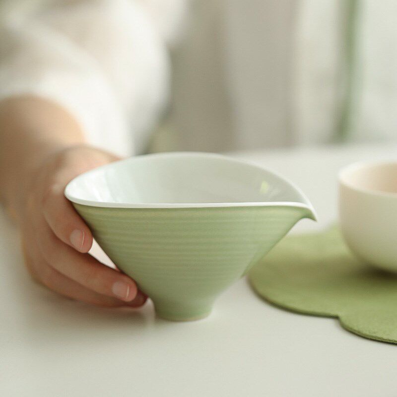 雅辑 青玉流云公道杯 匀杯公杯 分茶器 陶瓷茶道配件