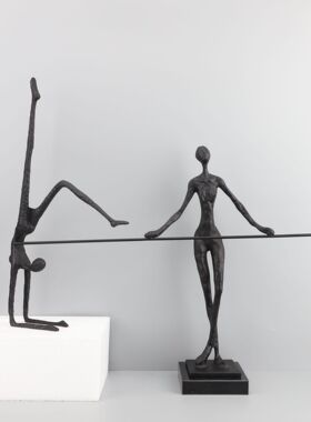 新中式创意抽象黑色跳舞女人物雕塑铸铁摆件别墅客厅家居装饰品