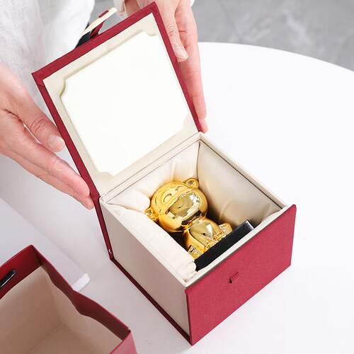 可定制的生肖动物饰品，金兔，鼠，牛，虎，龙，蛇，马，羊，猴，