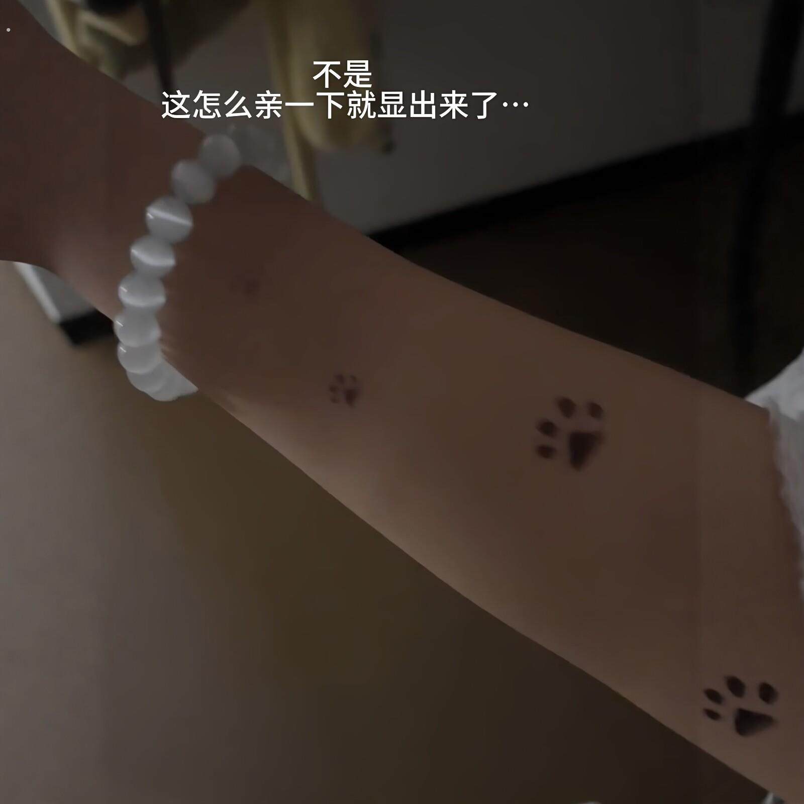 温变猫爪纹身贴体温变色可爱防水彩绘身体贴创意猫咪萌宠装饰贴纸