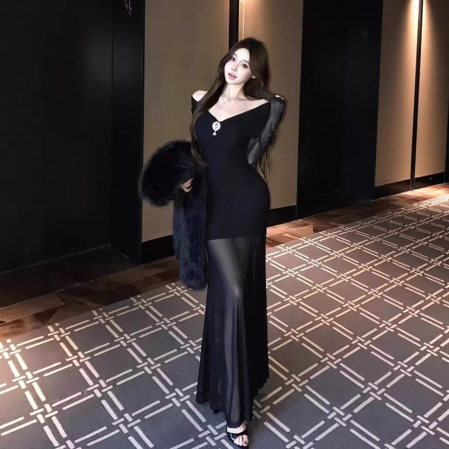 高级感御姐风气质修身网纱一字肩长袖连衣裙女2026新款礼服包臀裙