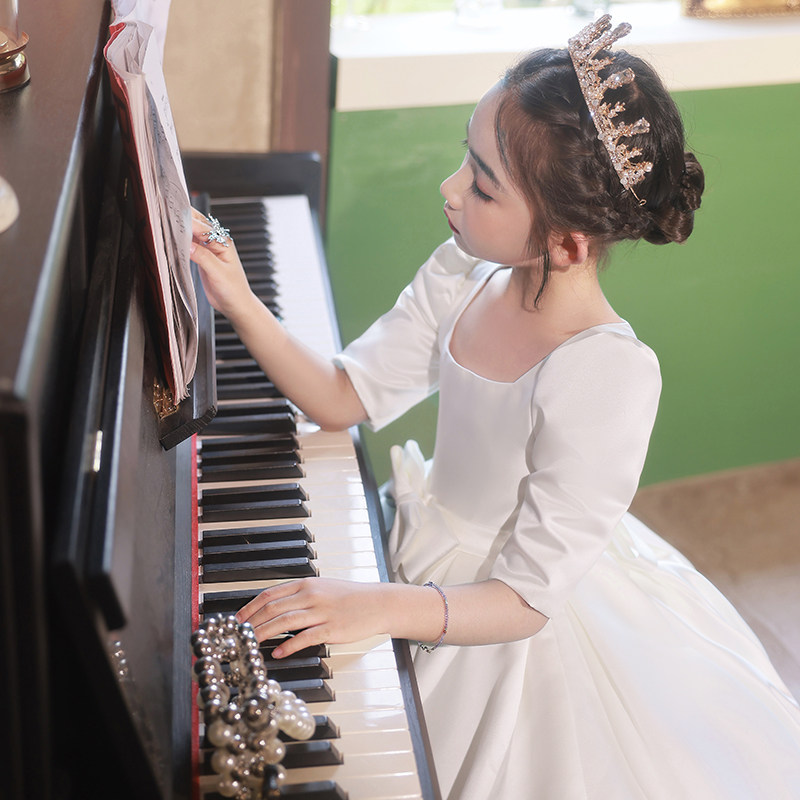 缎面红色花童小女孩高端礼服儿童主持人生日公主裙女童钢琴演出服