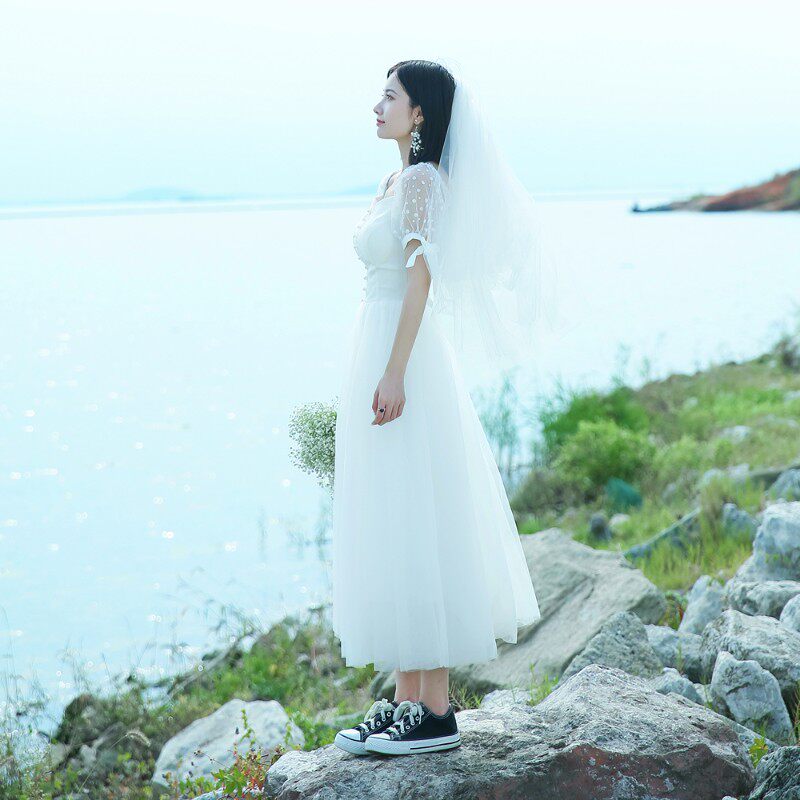 【白小仙】2021新款森系简约法式旅拍轻婚纱新娘小个子领证礼服夏