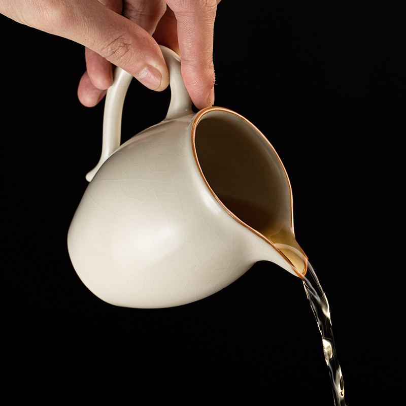 米黄汝窑开片可养公道杯家用匀茶茶道配件陶瓷公杯大号茶海分茶器,餐饮具,公道杯,淘宝优惠券,粉丝福利购,淘宝优惠卷