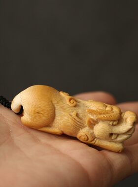 精品纯手工雕刻实心竹手把件竹雕貔貅小挂件竹根雕小挂坠送礼收藏