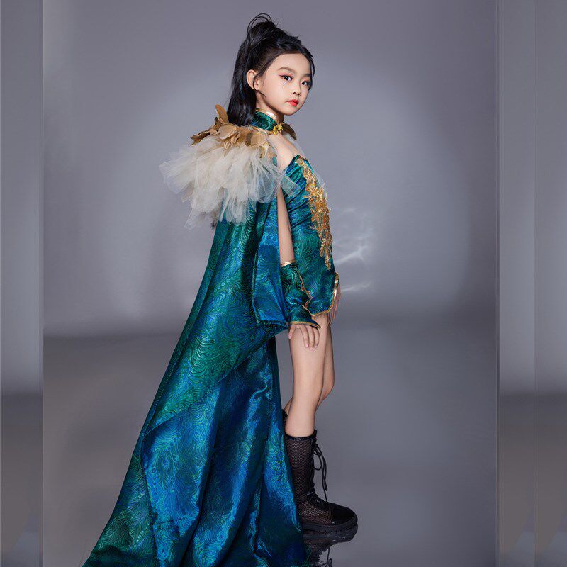 女童中国风孔雀绿国潮新中式走秀演出拍照礼服儿童T台比赛模特秀