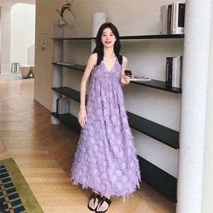 壹米六六羽毛流苏仙女吊带紫色绝美连衣裙女夏温柔风氛围感长裙子