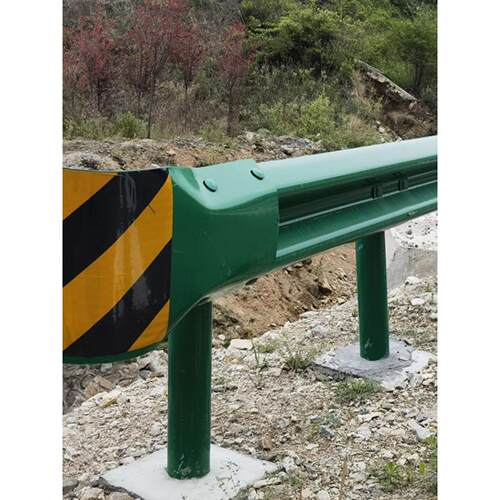 国道波浪形护栏，国道县道波纹钢板隔离护栏，城市道路双波防撞护