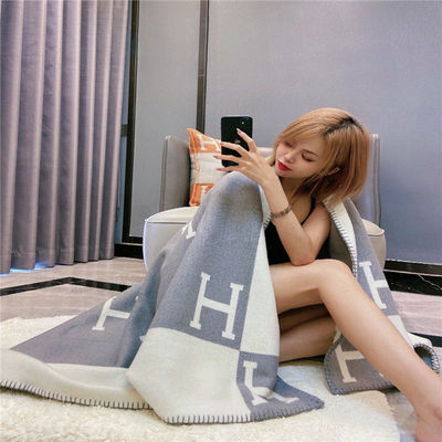 H家毛毯飞行空调毯样板房沙发单人毯春季保暖办公室毯子午睡盖毯