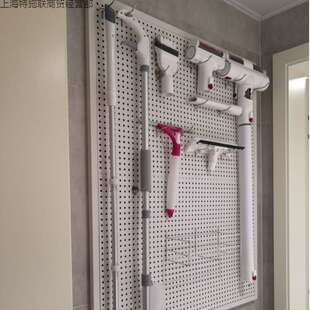 洞洞板带框货架上墙展示架多孔板超市货架挂钩五金工具饰品上墙施