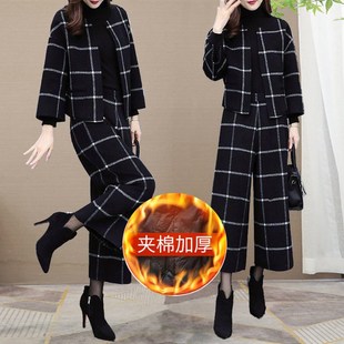 2023新款两件套短款格子毛呢外套修身显瘦中长版半身裙时尚套装女