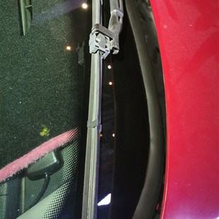 E70 E53 E71前后挡风玻璃胶条密封胶条 适用宝马X3 E83