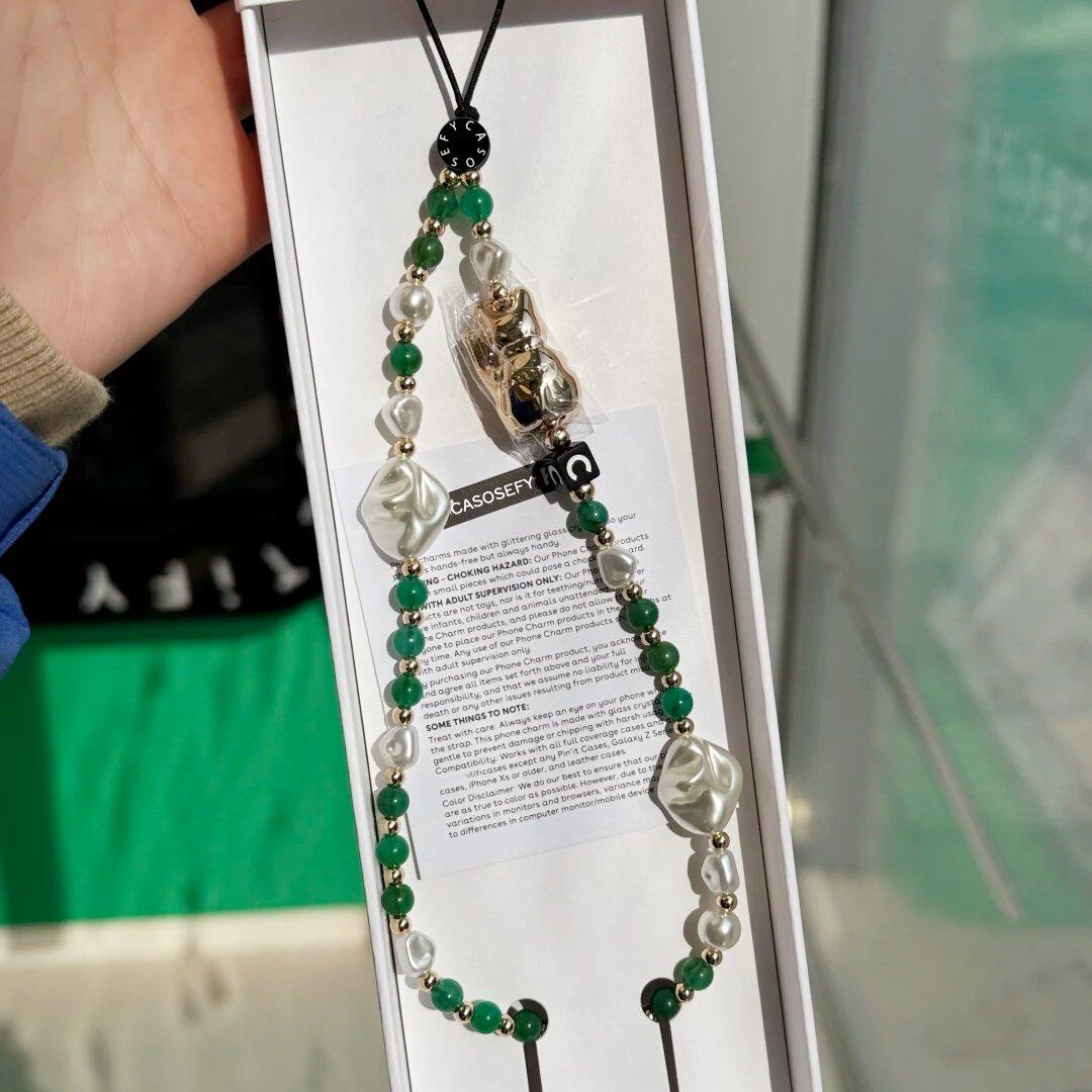 招财猫绿宝石手时尚链条明星同款吊饰高级挂绳防丢便携背带挂链