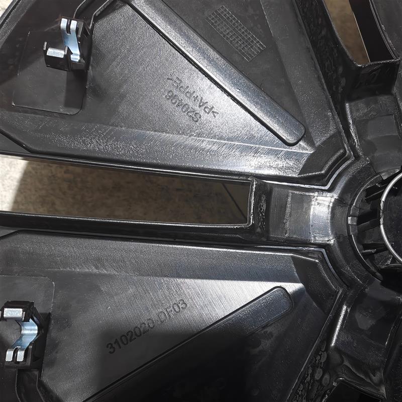 适用于 长安深蓝SL03轮毂盖 s7 s07车轮装饰罩 19寸轮盖 轮胎外壳