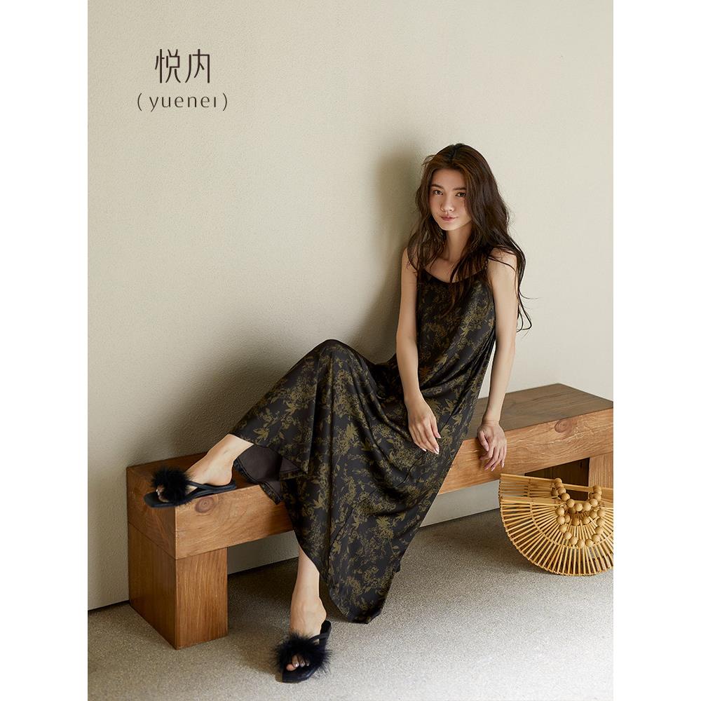采购产品综合吊带睡衣与乳房垫,妇女睡衣,夏季冰丝绸夏季风格丝