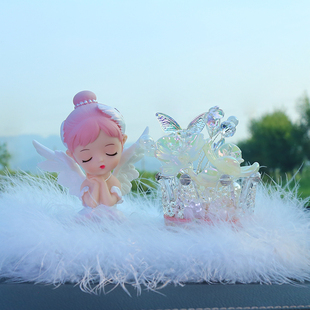 汽车车内装饰品摆件2023新款车载香薰女生轿车用中控台可爱内饰品