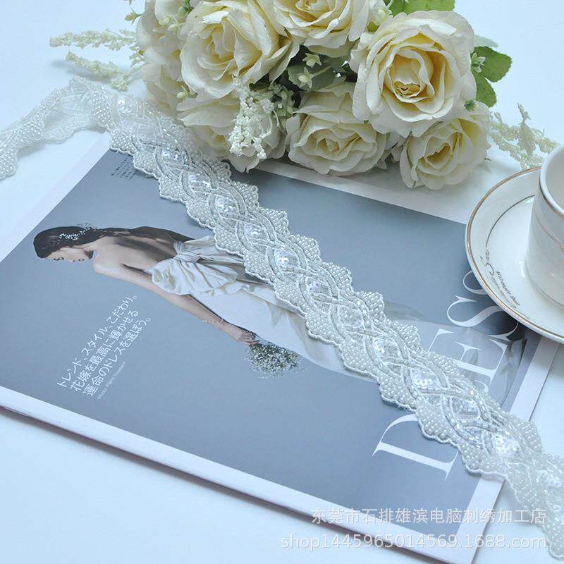 新款米白高定钉珠婚纱蕾丝头纱发带裙边娃娃衣服辅料
