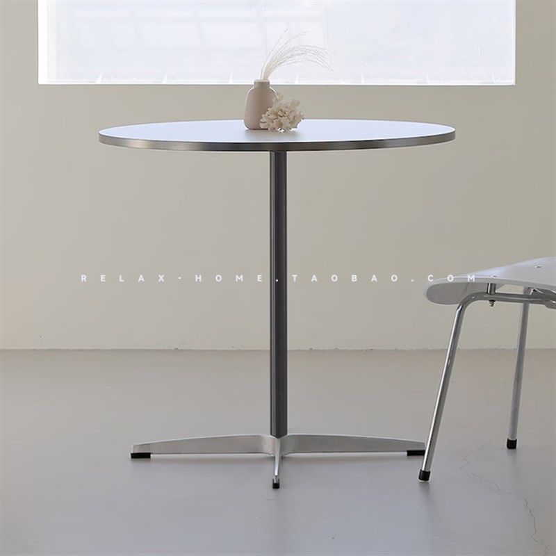 伊姆斯中古风餐桌韩国博主小户型圆形纯色办公桌咖啡休闲餐饮桌子,住宅家具,板木餐桌,淘宝优惠券,粉丝福利购,淘宝优惠卷
