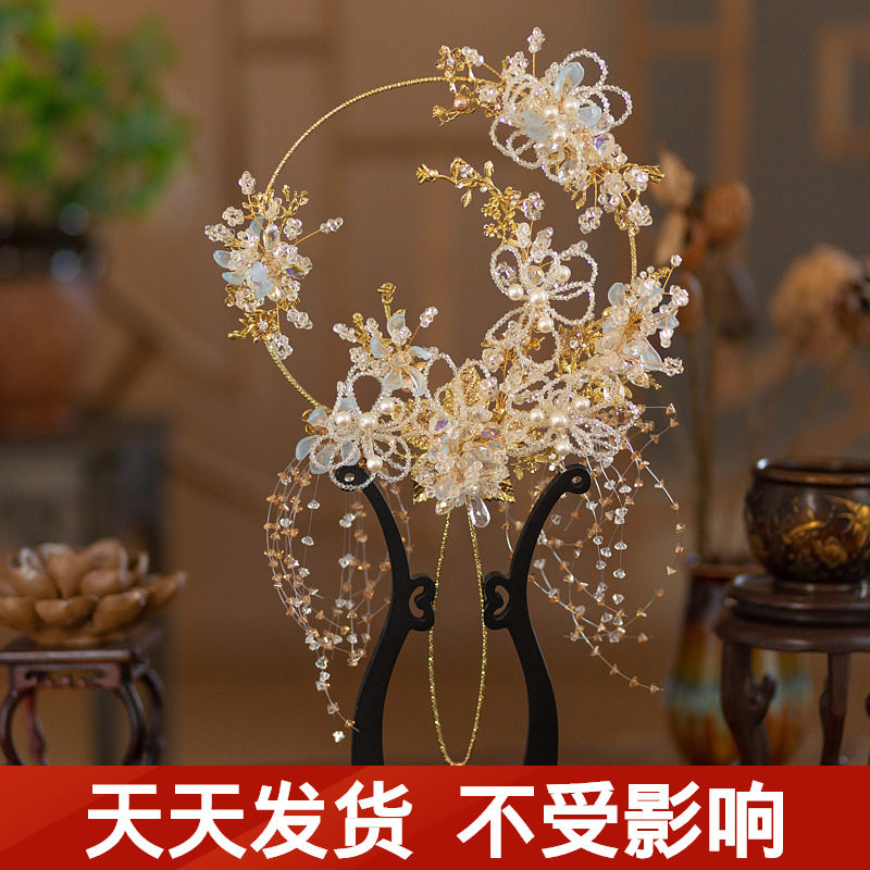 扇子古风结婚团扇新娘中式婚礼秀禾服配饰金色镂空流苏喜扇巧彤,家居饰品,工艺扇/团扇/喜扇/折扇,淘宝优惠券,粉丝福利购,淘宝优惠卷