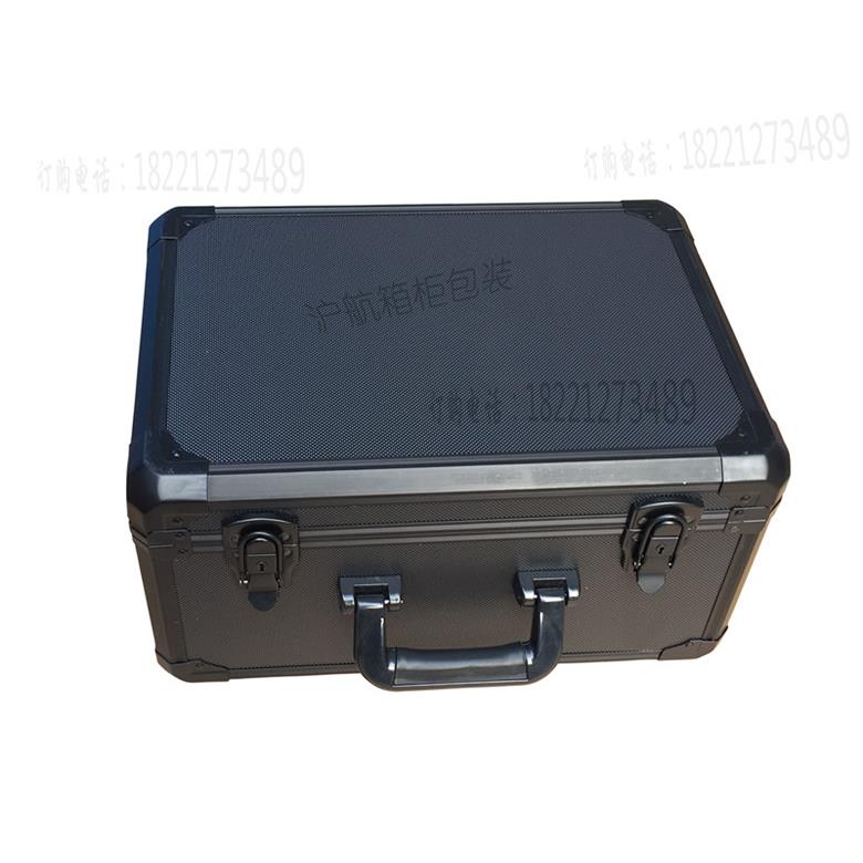 上海铝合金箱定制全黑色手提箱工具收纳箱样品模型展示箱厂家直销