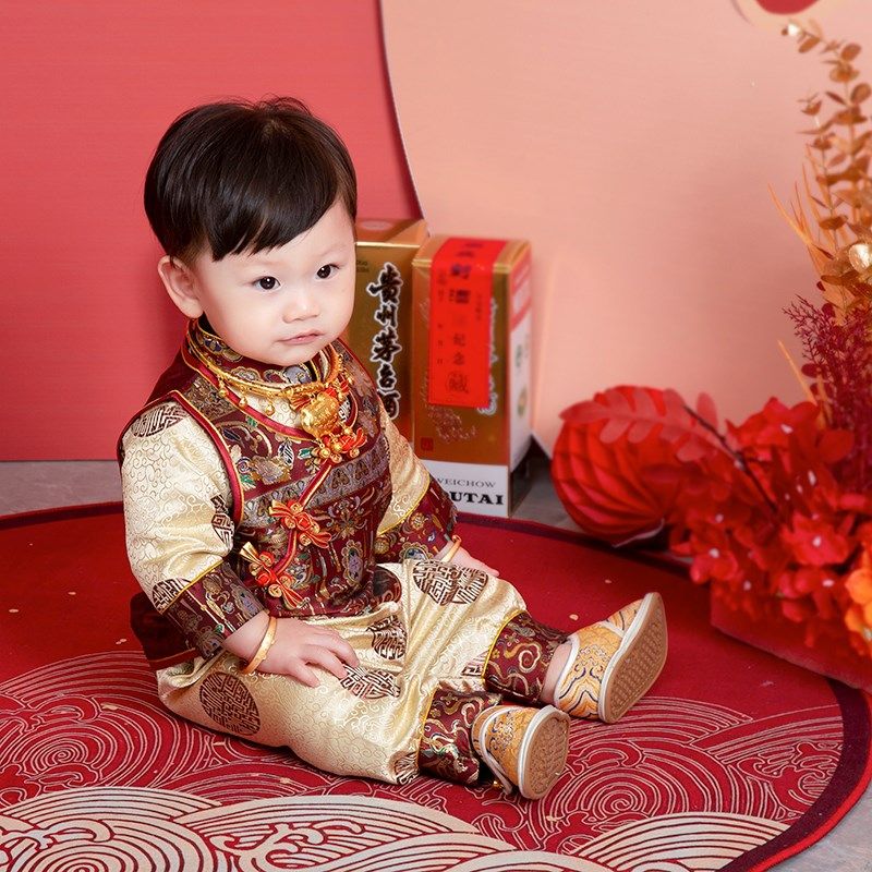 周岁礼服男宝宝薄款中式抓周唐装一岁生日宴中国风春秋冠衣套装