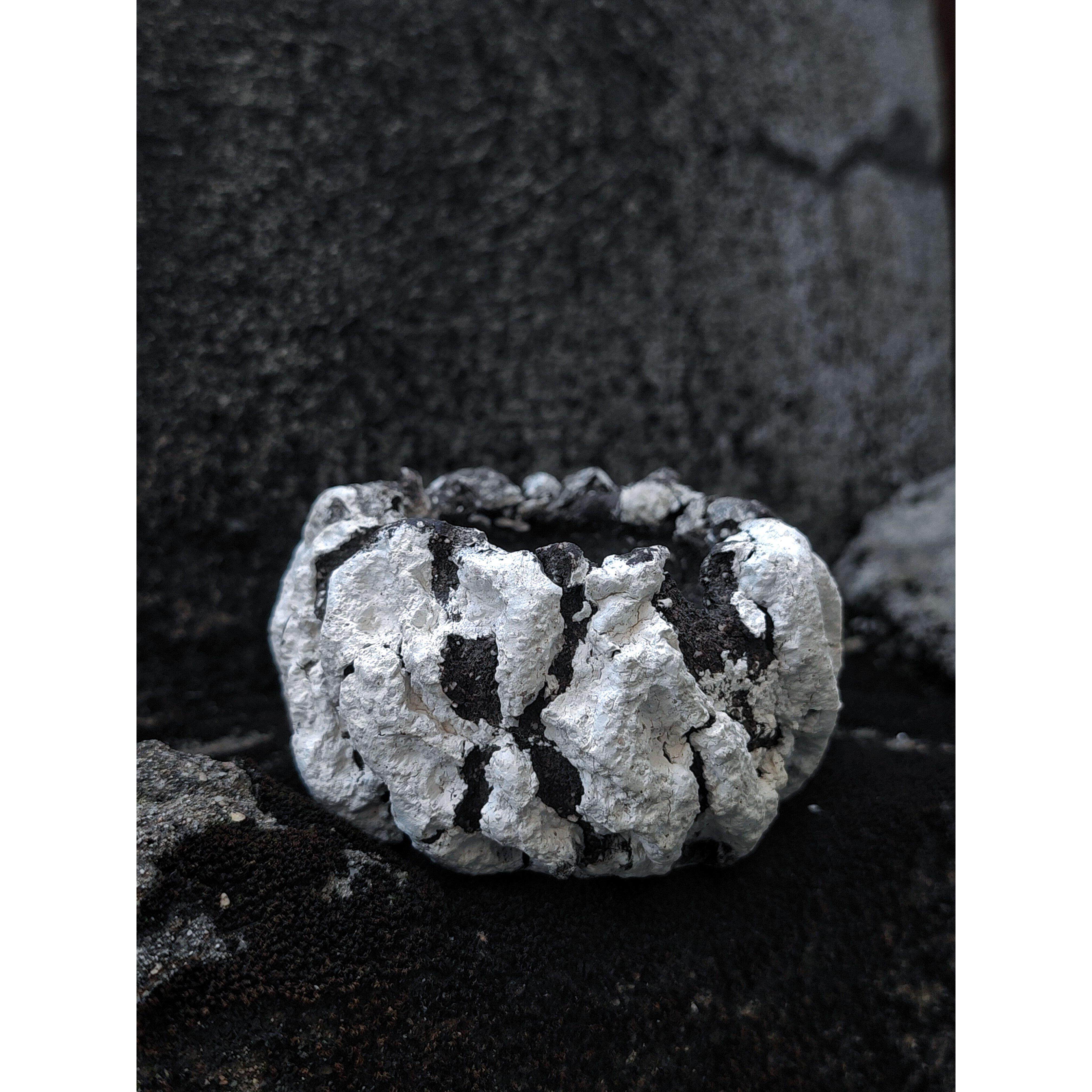 特价手作爆裂拇指花盆 手捏黑泥石头纹块根盆器 柴烧仙人球陶瓷盆