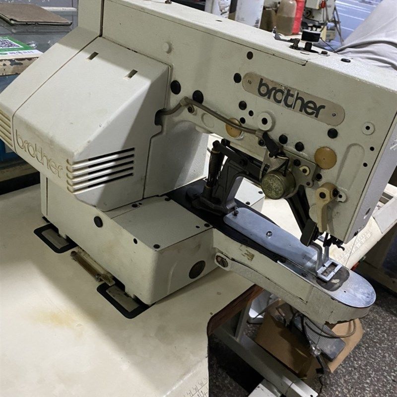 兄弟430C.  438B电脑套结机,电脑订扣机。机器试好线,居家布艺,缝纫机,淘宝优惠券,粉丝福利购,淘宝优惠卷