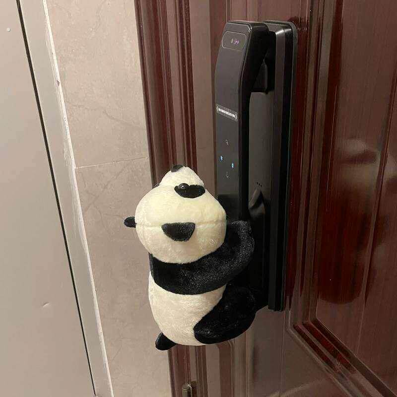 新款指纹锁防撞神器门把手防撞玩偶密码锁保护套入户门电子门锁防