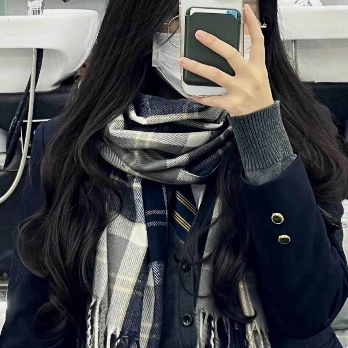 新款日系围巾女冬季氛围感高级格子学生制服百搭保暖亲肤软绒围脖