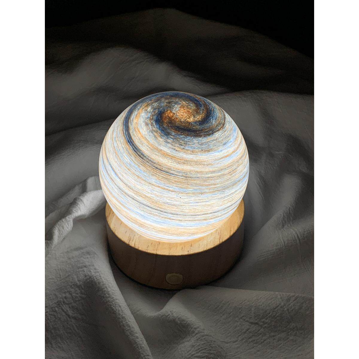 左耳说桌面星空玻璃灯装饰品,可充电水晶球,男生卧室氛围礼品