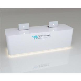 去哪儿旅行社服务台携程旅游烤漆弧形前台接待桌旅游吧台柜定制门