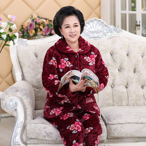 冬季法兰绒妈妈睡衣中老年人女珊瑚绒三层夹棉奶奶加厚老年家居服