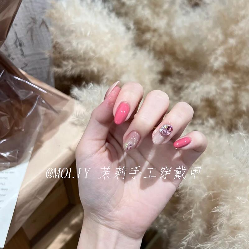 穿戴甲手工定制短款江阪丽奈粉色闪钻猫眼纯欲温柔显白成品美甲贴