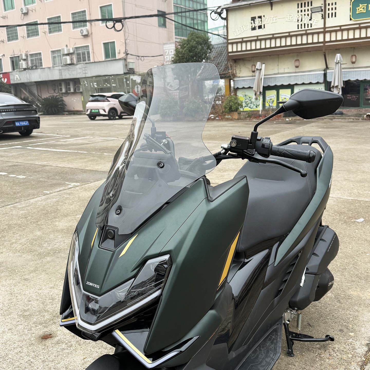 适用升仕150X改装前挡风玻璃加高前挡风板车头横杆手机支架导航架