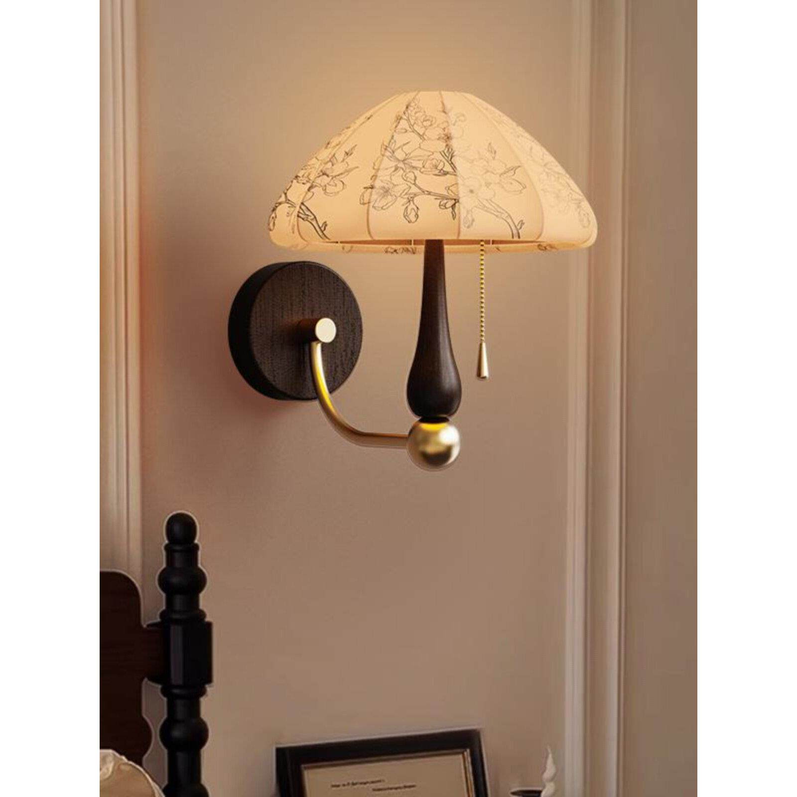 法式覆古壁灯中古布艺南洋风牡丹印花实木卧室床头高级氛围感casa