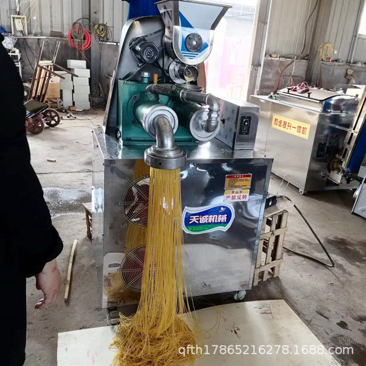 天宏成套玉米面条机介绍 自熟杂粮面条机 操作简单送技术