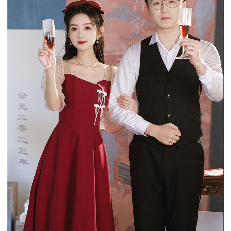 小个子敬酒服新娘酒红色显白订婚礼服连衣裙平时可穿回门便装大气