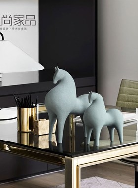 新中式玄关艺术摆件简约抽象马样板间客厅书档酒柜装饰新居乔迁礼