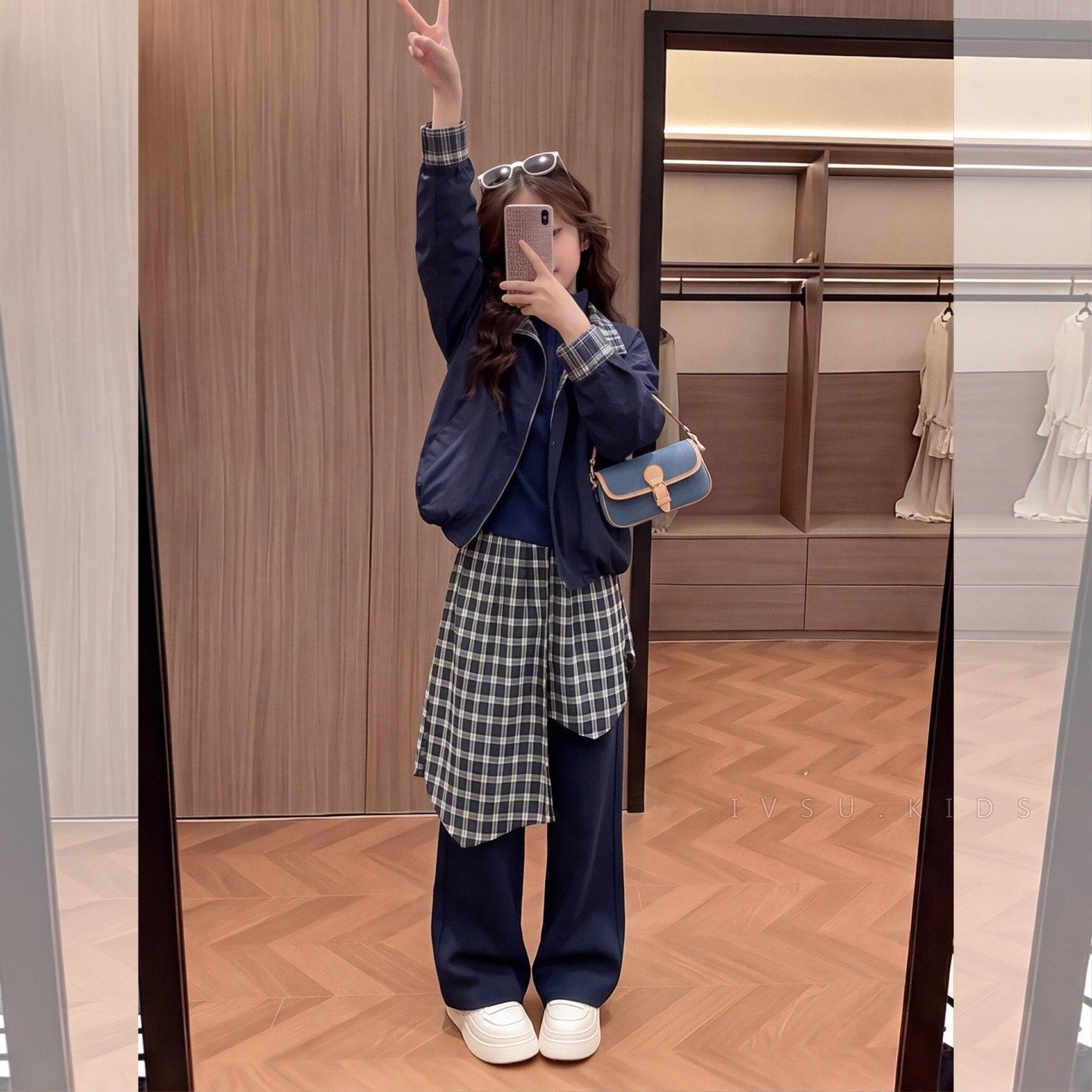 女童秋季休闲套装大儿童酷飒风立
